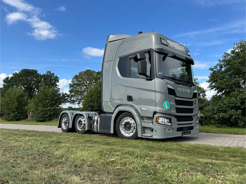 Scania R560 | 6x2/4 LB | 2023 | FULL AIR | RETARDER | PARK COOLER - Sattelzugmaschine: das Bild 2 Scania R560 | 6x2/4 LB | 2023 | FULL AIR | RETARDER | PARK COOLER - Sattelzugmaschine: das Bild 2