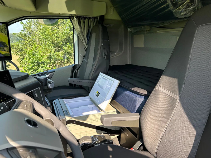 Sattelzugmaschine Volvo FH 500 AERO | I-SHAVE TC | PARK-COOLER | GLOBETROTTER XL |: das Bild 8