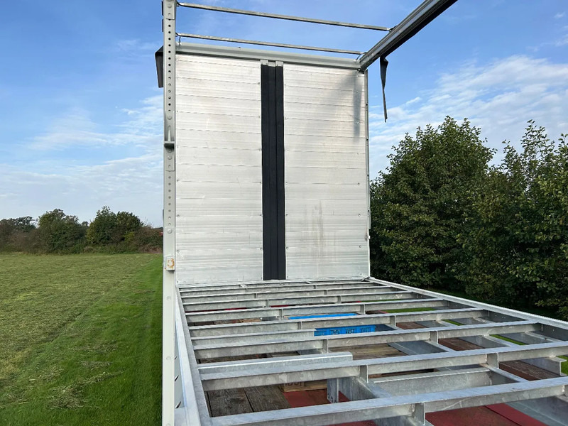 Vlastuin pritsche | plane | curtin | sliding roof | - Plane LKW: das Bild 3 Vlastuin pritsche | plane | curtin | sliding roof | - Plane LKW: das Bild 3