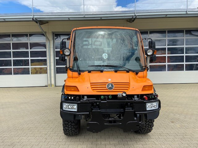 Unimog 300 - U300 405 28539 mit Wandlerkupplung Me - Kommunal-/ Sonderfahrzeug: das Bild 2 Unimog 300 - U300 405 28539 mit Wandlerkupplung Me - Kommunal-/ Sonderfahrzeug: das Bild 2