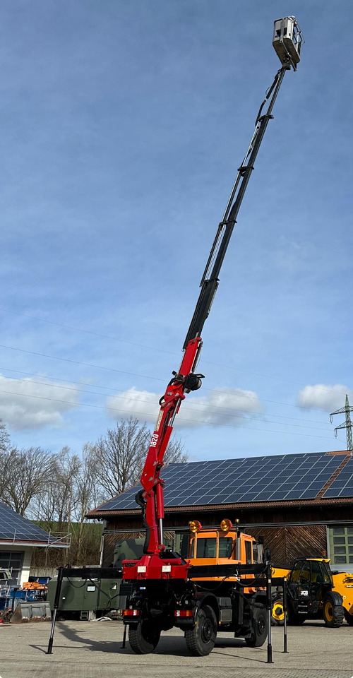 Unimog 400 - U400 405 25177 mit Wechselkran Merced - Kommunal-/ Sonderfahrzeug: das Bild 4 Unimog 400 - U400 405 25177 mit Wechselkran Merced - Kommunal-/ Sonderfahrzeug: das Bild 4