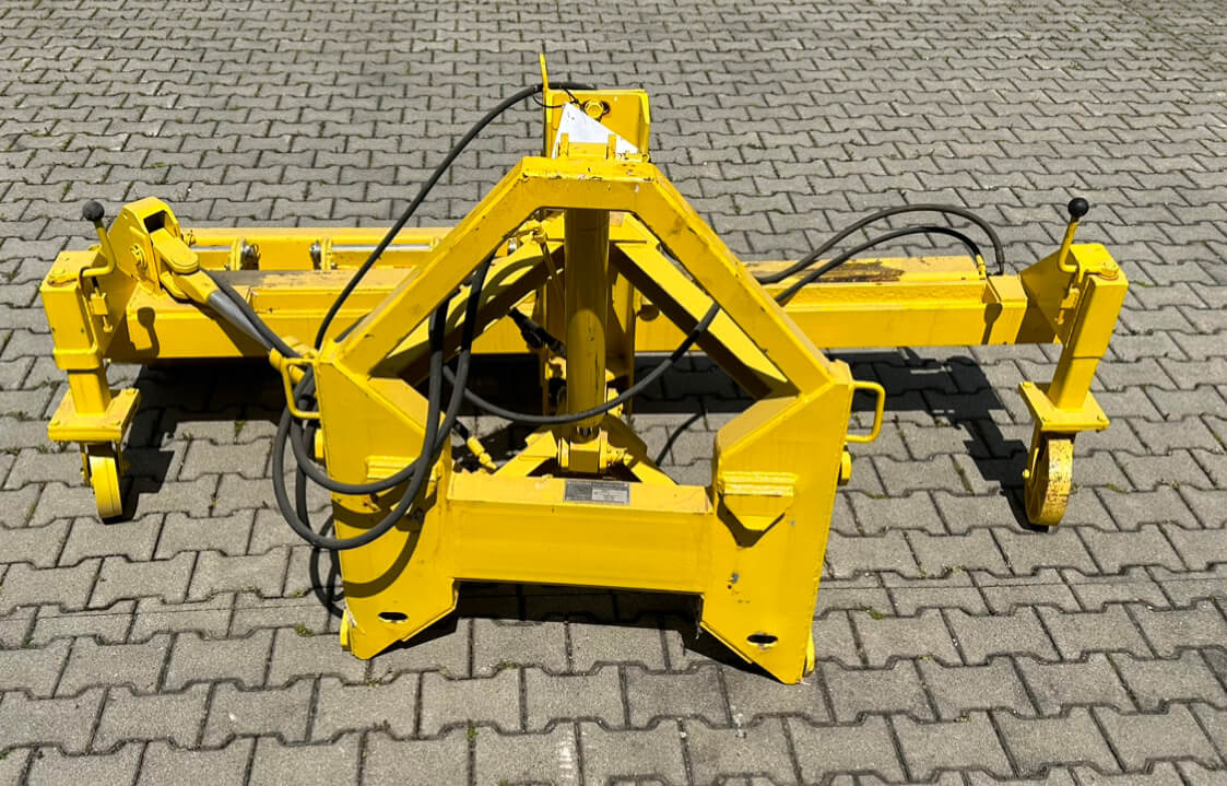 Unimog Frontanbau-Gräder Söder IA02093 - Planierschild: das Bild 5 Unimog Frontanbau-Gräder Söder IA02093 - Planierschild: das Bild 5