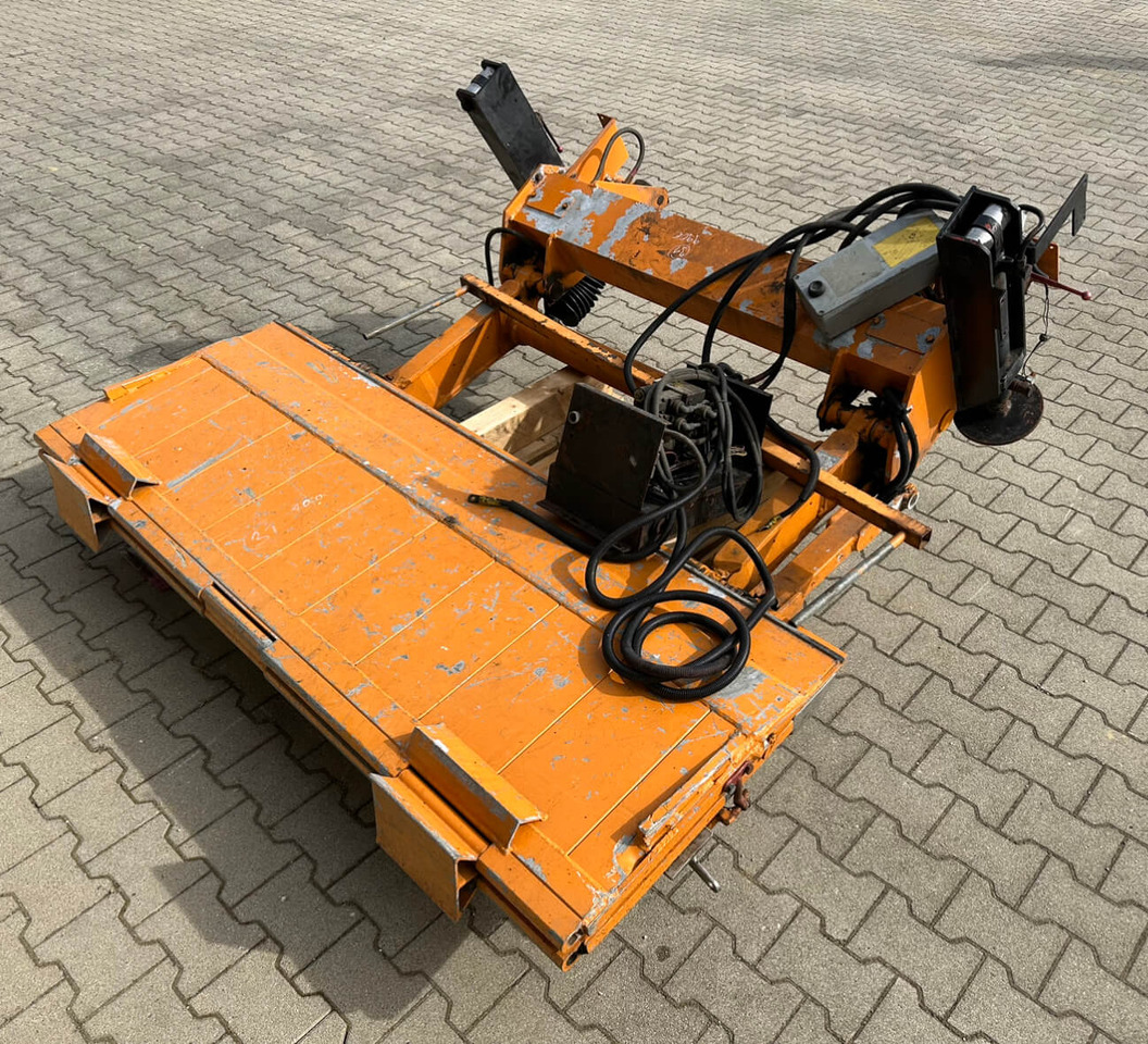 Unimog Heckladebordwand Unbekannt 427 - Ladebordwand: das Bild 1 Unimog Heckladebordwand Unbekannt 427 - Ladebordwand: das Bild 1