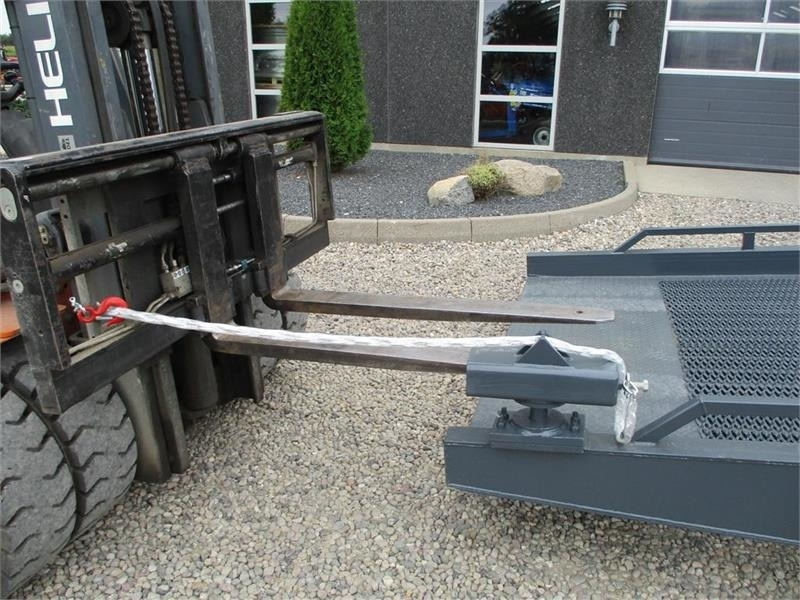 BEAR 10.0 Læsserampe stærk model til 10.000KG - Verladerampe: das Bild 4 BEAR 10.0 Læsserampe stærk model til 10.000KG - Verladerampe: das Bild 4