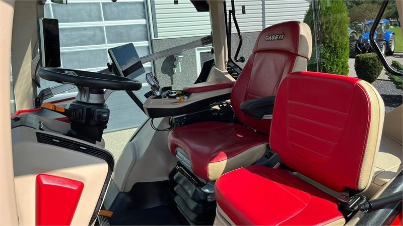 Case IH Optum 300 CVX AFS Connect med frontlift og SafeGua - Traktor: das Bild 3 Case IH Optum 300 CVX AFS Connect med frontlift og SafeGua - Traktor: das Bild 3