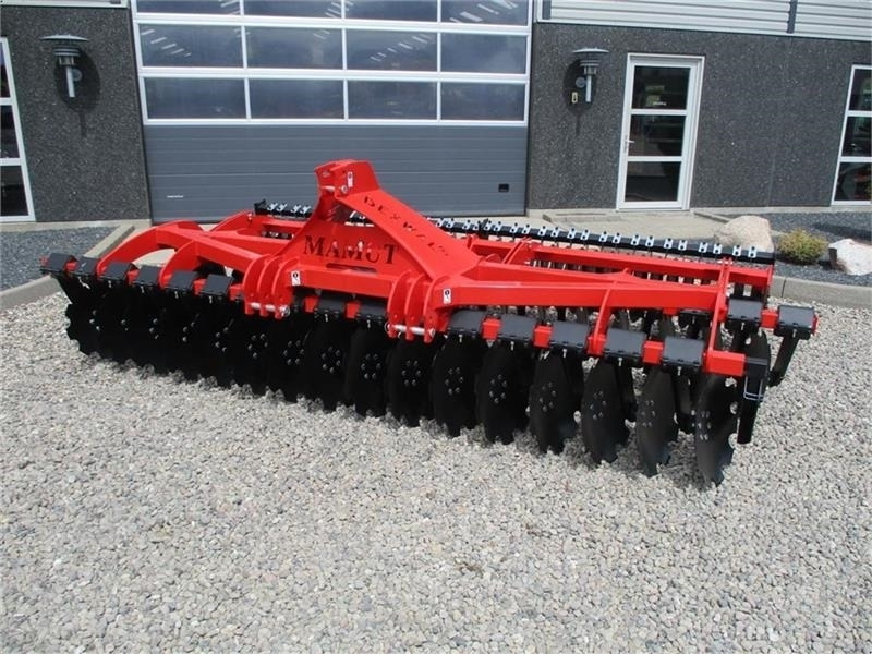 Dexwal Mamut 4 m Med v-rings pakker og 560mm talerkner - Scheibenegge: das Bild 1 Dexwal Mamut 4 m Med v-rings pakker og 560mm talerkner - Scheibenegge: das Bild 1