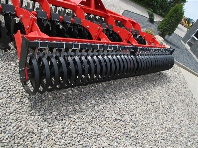 Dexwal Mamut 4 m med v-rings pakker og 560 mm tallerkner - Scheibenegge: das Bild 2 Dexwal Mamut 4 m med v-rings pakker og 560 mm tallerkner - Scheibenegge: das Bild 2