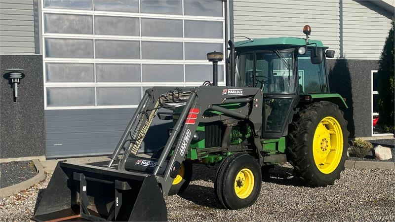 John Deere 2850 Med frontlæsser - Traktor: das Bild 2 John Deere 2850 Med frontlæsser - Traktor: das Bild 2