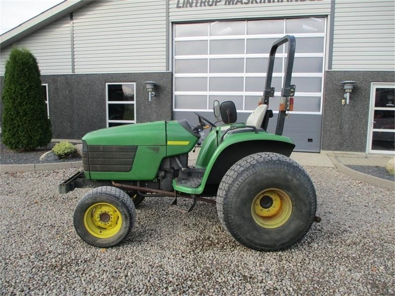 Traktor John Deere 4600 Med Græshjul: das Bild 10