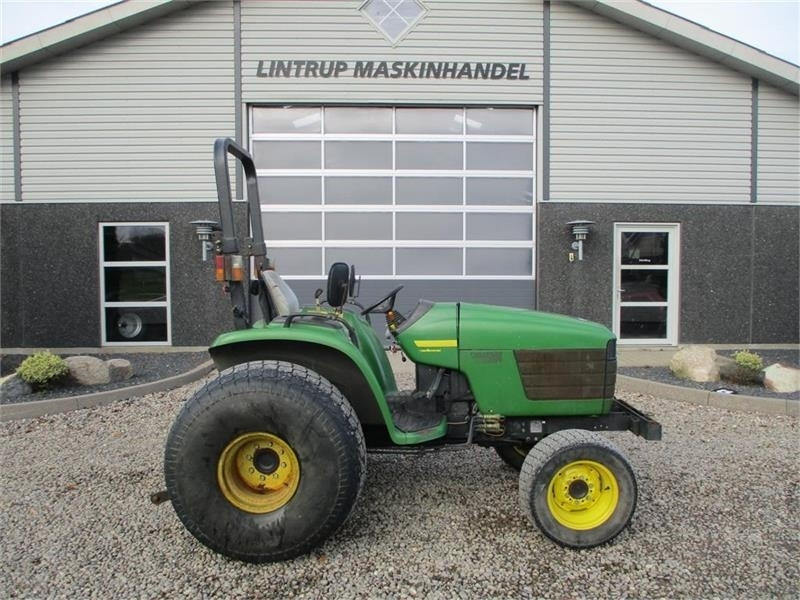Traktor John Deere 4600 Med Græshjul: das Bild 7