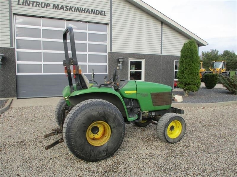 Traktor John Deere 4600 Med Græshjul: das Bild 12