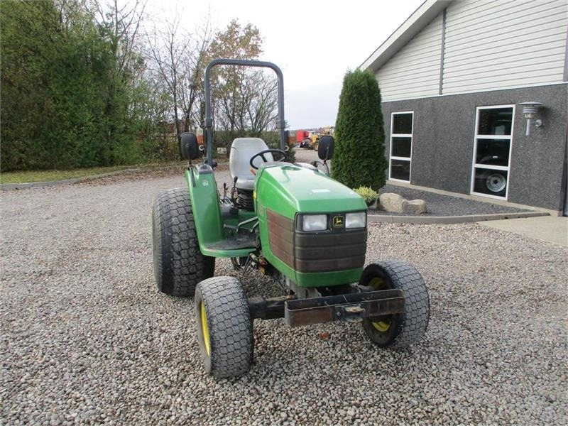 Traktor John Deere 4600 Med Græshjul: das Bild 18