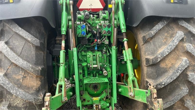 John Deere 6170R AutoPower med frontlift - Traktor: das Bild 5 John Deere 6170R AutoPower med frontlift - Traktor: das Bild 5
