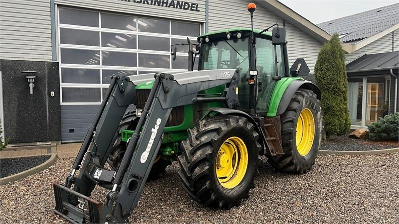 John Deere 6820 Med frontlæsser - Traktor: das Bild 2 John Deere 6820 Med frontlæsser - Traktor: das Bild 2
