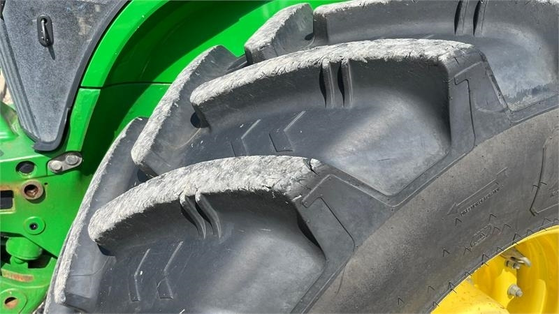 John Deere 7280R Næsten nye dæk, Autopower og frontlift - Traktor: das Bild 4 John Deere 7280R Næsten nye dæk, Autopower og frontlift - Traktor: das Bild 4