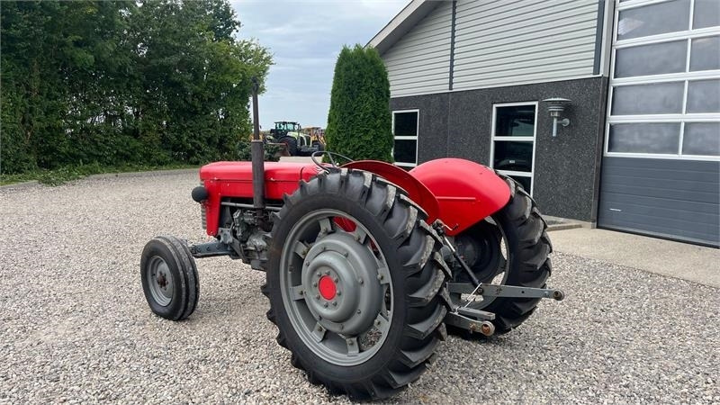 Massey Ferguson 65 Med nye dæk - Traktor: das Bild 3 Massey Ferguson 65 Med nye dæk - Traktor: das Bild 3