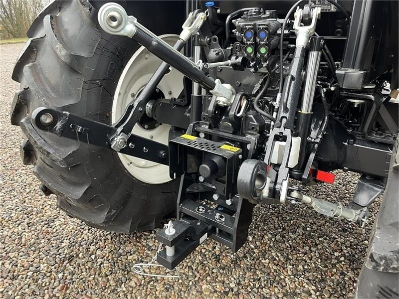 New Holland T6050 Delta - EXPORT - Traktor: das Bild 3 New Holland T6050 Delta - EXPORT - Traktor: das Bild 3