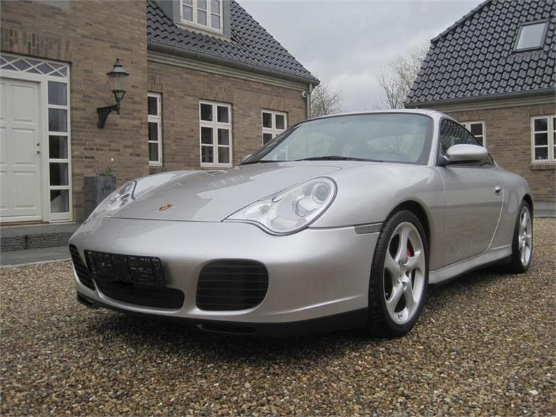 PKW Porsche 911 4S 4wd: das Bild 11