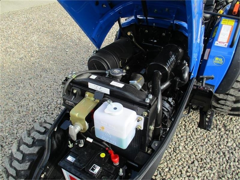 Traktor Solis 26 6+2 gearmaskine med Servostyrring og Industri h: das Bild 7