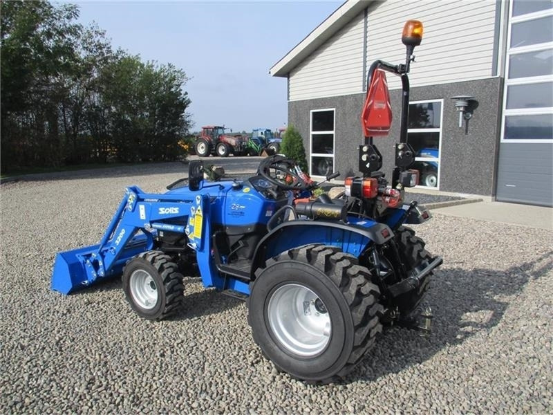 Solis 26 6+2 gearmaskine med Servostyrring og fuldhydrau - Kommunaltraktor: das Bild 2 Solis 26 6+2 gearmaskine med Servostyrring og fuldhydrau - Kommunaltraktor: das Bild 2