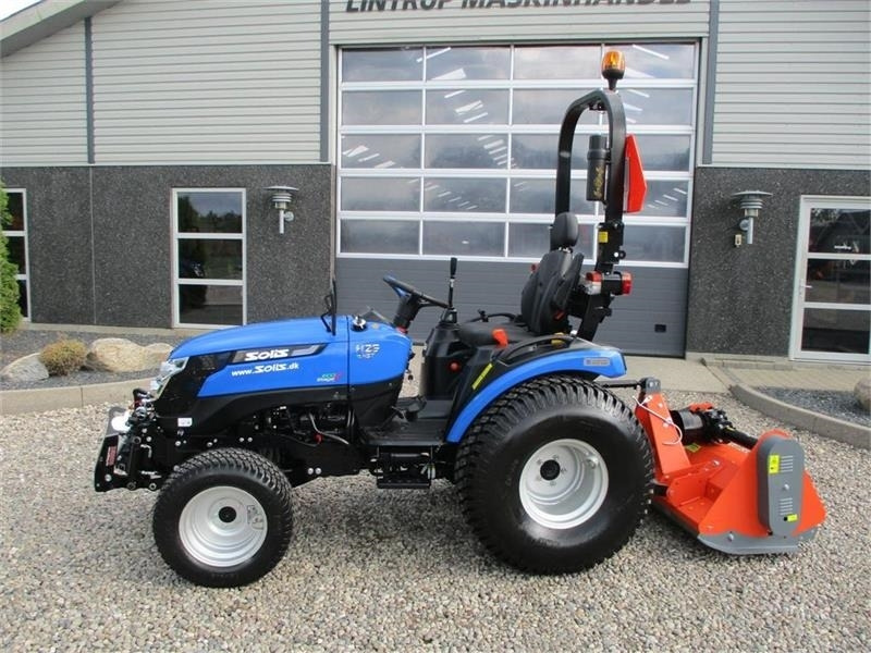 Kommunaltraktor Solis 26 HST med Frontlift & FrontPTO: das Bild 11
