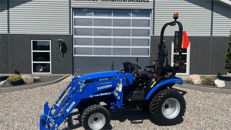 Solis H26 HST Med Frontlæsser og GardenPro dæk - Kommunaltraktor: das Bild 1 Solis H26 HST Med Frontlæsser og GardenPro dæk - Kommunaltraktor: das Bild 1