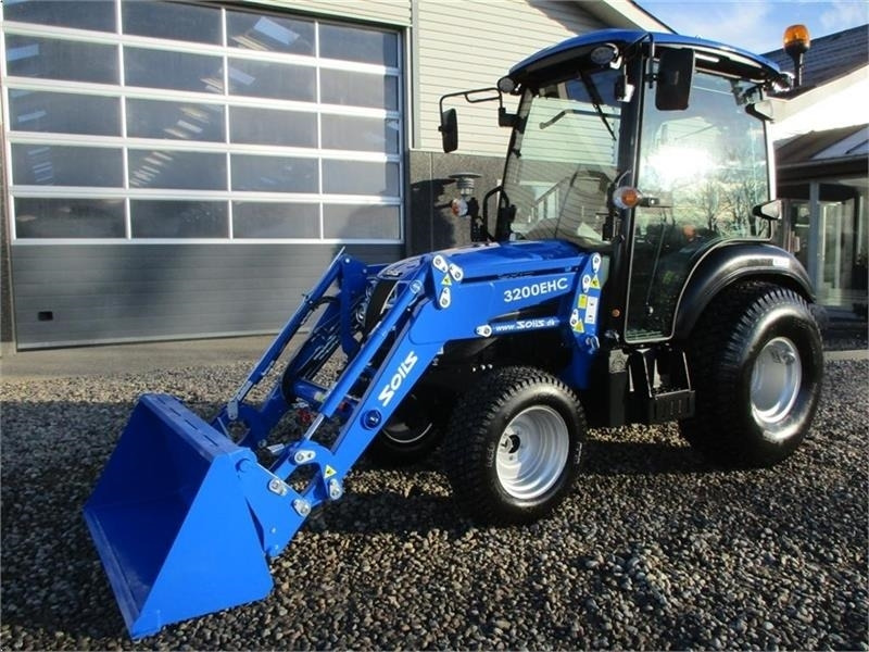 Solis H26 HST Med kabine, turf hjul og frontlæsser. - Kommunaltraktor: das Bild 4 Solis H26 HST Med kabine, turf hjul og frontlæsser. - Kommunaltraktor: das Bild 4