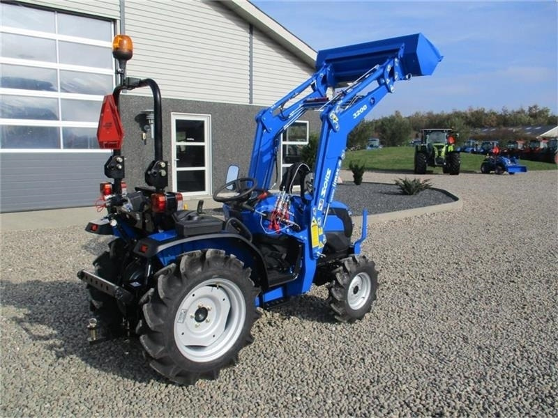 Solis S26 6+2 gearmaskine med Fuldhydraulisk frontlæsser - Traktor: das Bild 3 Solis S26 6+2 gearmaskine med Fuldhydraulisk frontlæsser - Traktor: das Bild 3
