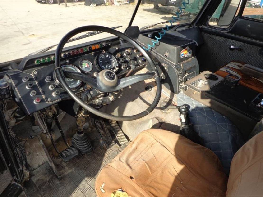 Kipper Volvo F 89 VOLVO F89 (6X2) -KIPPER: das Bild 8