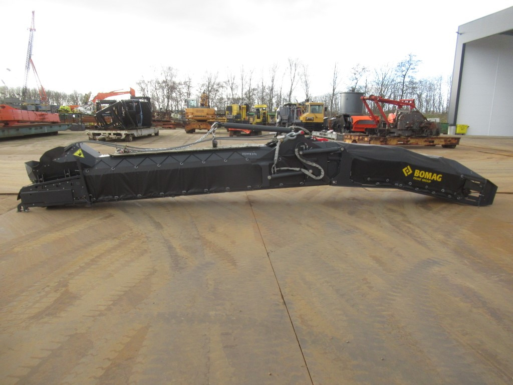 Bomag BM2000-75 - - Anbauteil für Kaltfräse: das Bild 1 Bomag BM2000-75 - - Anbauteil für Kaltfräse: das Bild 1