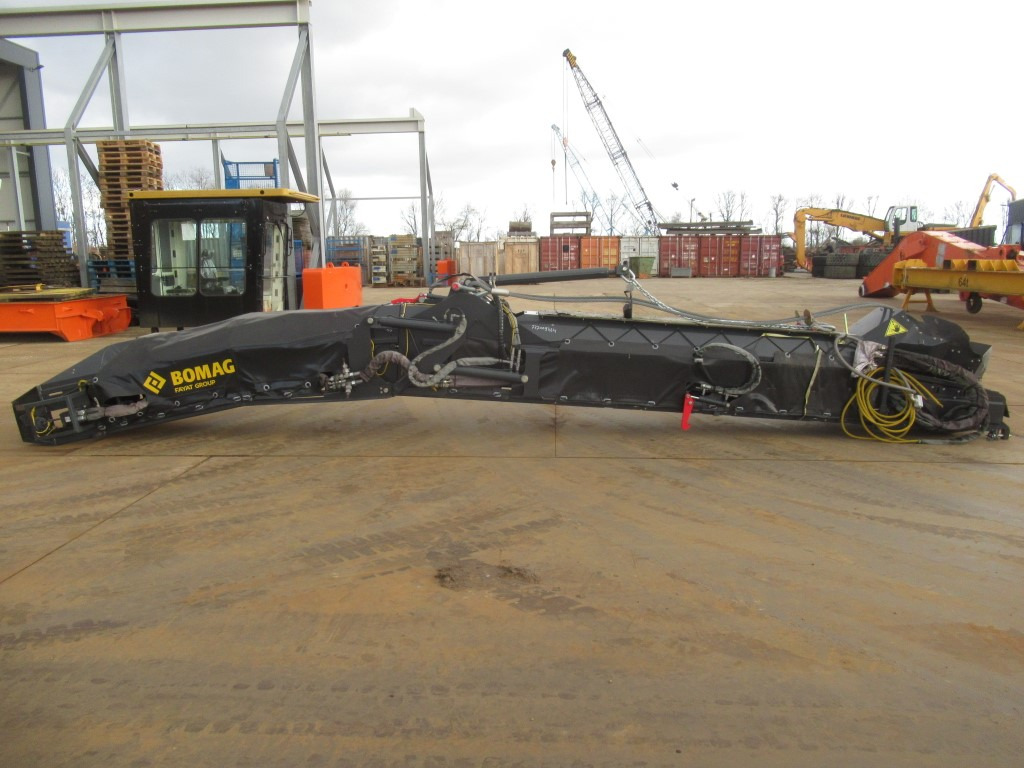 Bomag BM2000-75 - - Anbauteil für Kaltfräse: das Bild 5 Bomag BM2000-75 - - Anbauteil für Kaltfräse: das Bild 5