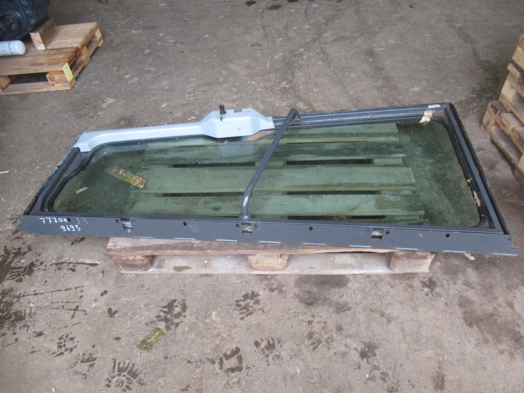 Case 75313426 - Tür und Teile für Baumaschine: das Bild 1 Case 75313426 - Tür und Teile für Baumaschine: das Bild 1
