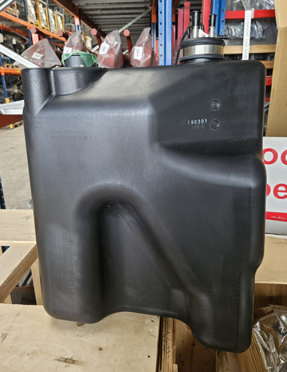 Case KRH21072 - Kraftstofftank für Baumaschine: das Bild 1 Case KRH21072 - Kraftstofftank für Baumaschine: das Bild 1