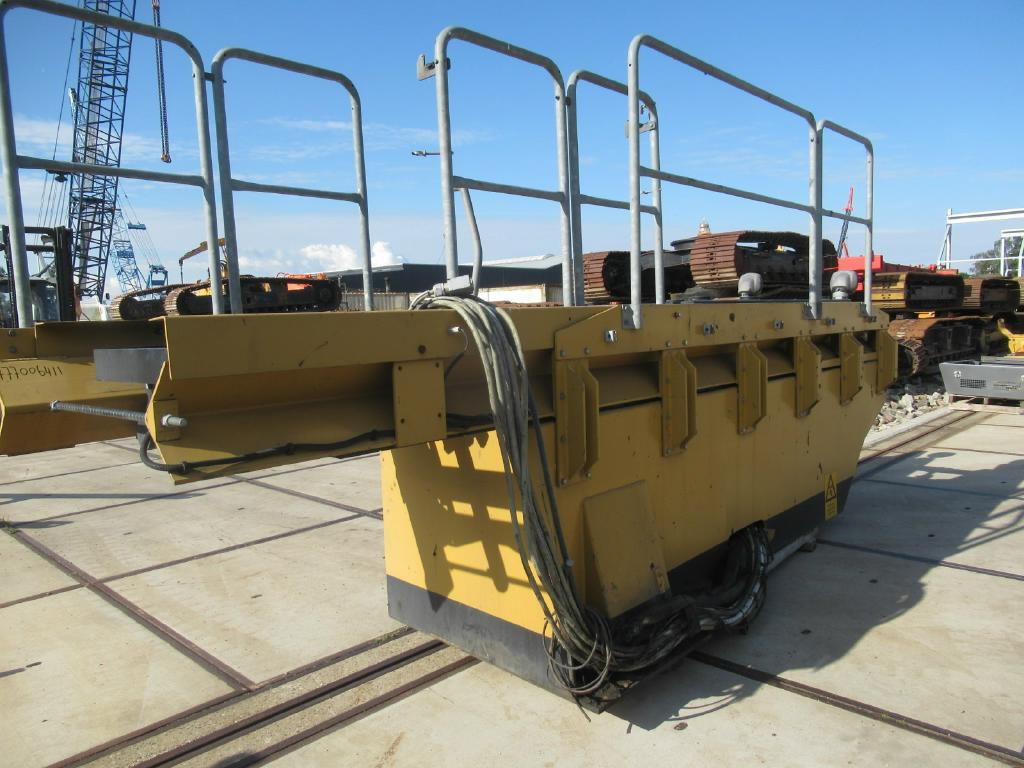 Caterpillar 365B - - Rahmen/ Chassis für Baumaschine: das Bild 3 Caterpillar 365B - - Rahmen/ Chassis für Baumaschine: das Bild 3