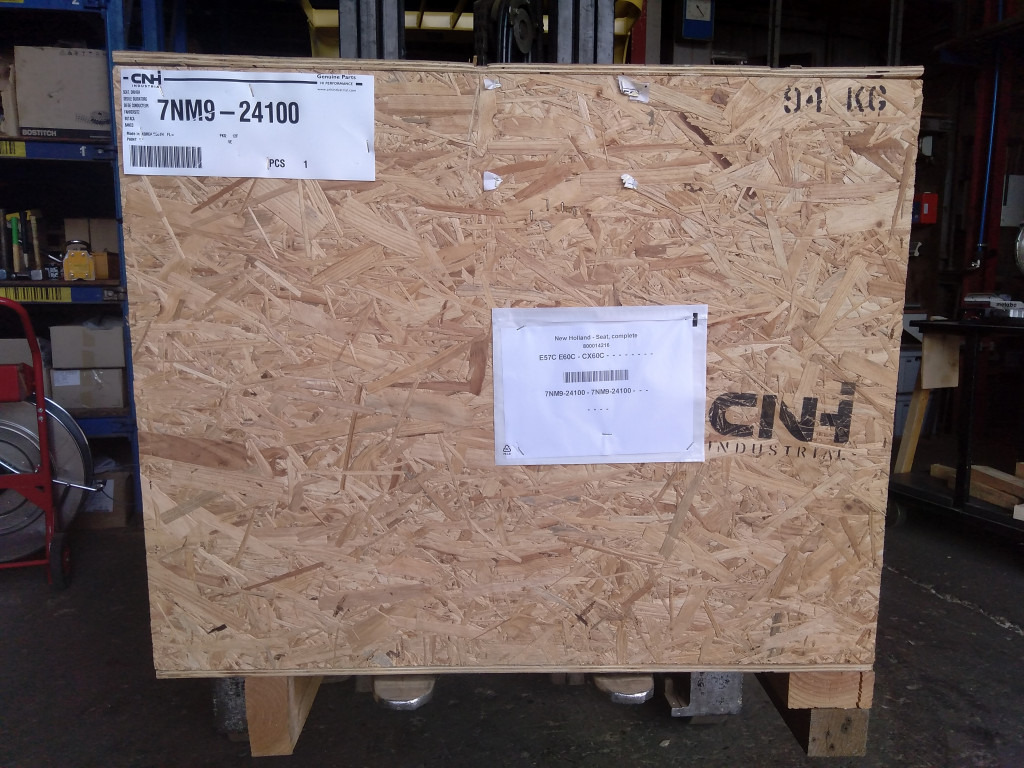New Holland 7NM9-24100 - Sitz für Baumaschine: das Bild 2 New Holland 7NM9-24100 - Sitz für Baumaschine: das Bild 2