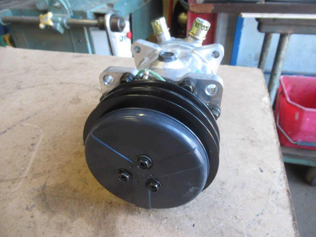 Sanden SD7H15 - - Klimakompressor für Baumaschine: das Bild 2 Sanden SD7H15 - - Klimakompressor für Baumaschine: das Bild 2