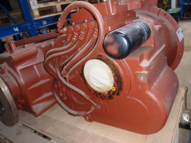 ZF 4644006058 - Getriebe für Baumaschine: das Bild 4 ZF 4644006058 - Getriebe für Baumaschine: das Bild 4