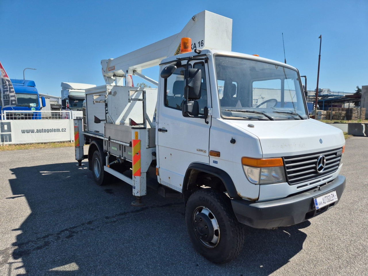 Mercedes-Benz Vario 816 work platform - LKW mit Arbeitsbühne: das Bild 2 Mercedes-Benz Vario 816 work platform - LKW mit Arbeitsbühne: das Bild 2