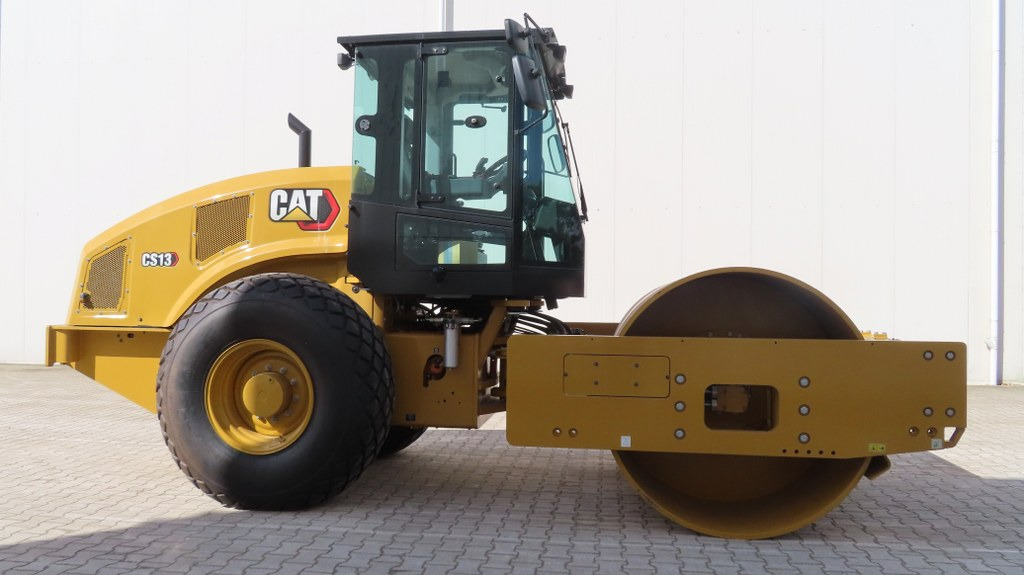 Caterpillar CS13 - Walzenzug: das Bild 1 Caterpillar CS13 - Walzenzug: das Bild 1