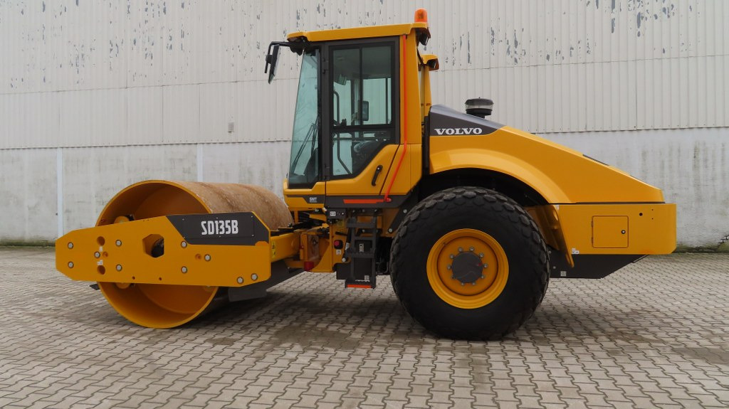 Volvo SD 135 B - Walzenzug: das Bild 5 Volvo SD 135 B - Walzenzug: das Bild 5