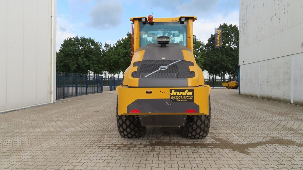 Volvo SD 135 B - Walzenzug: das Bild 3 Volvo SD 135 B - Walzenzug: das Bild 3