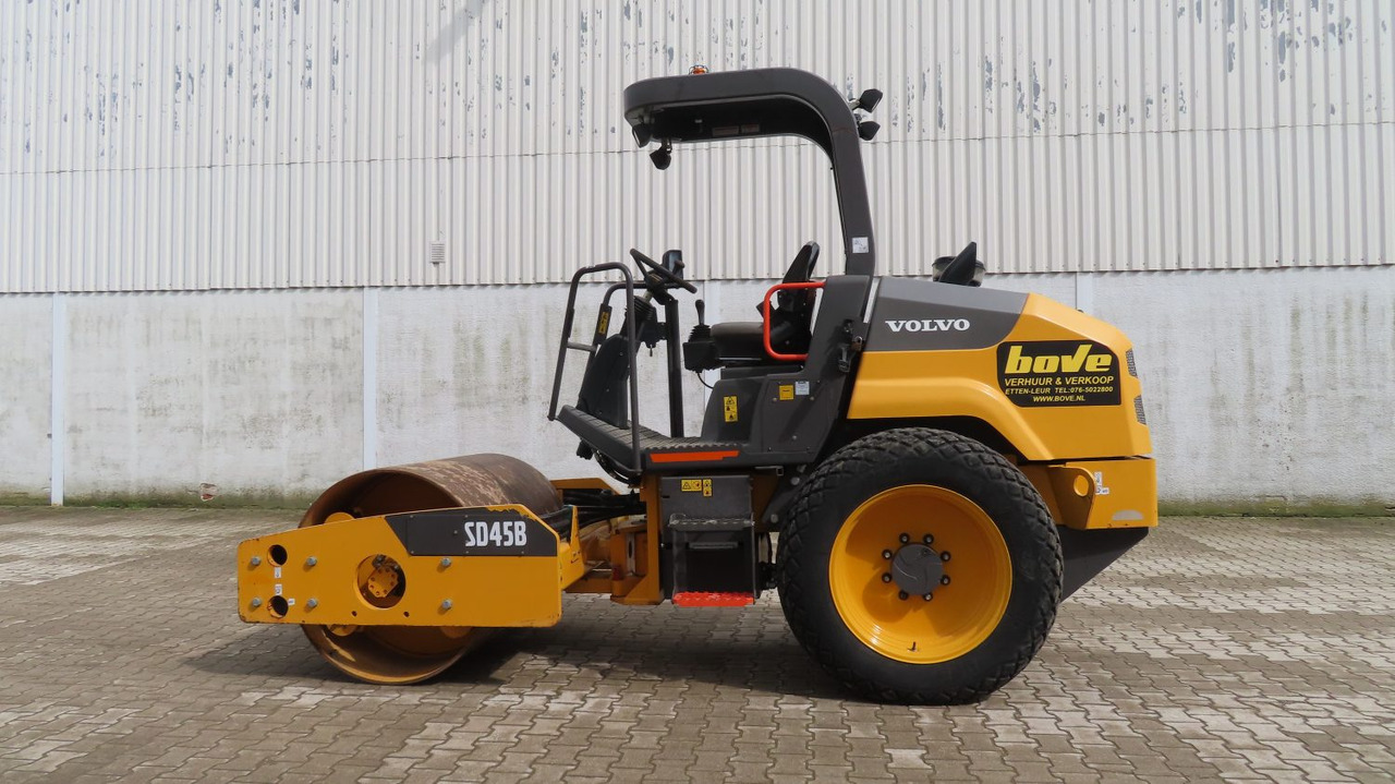 Volvo SD 45 B - Walzenzug: das Bild 5 Volvo SD 45 B - Walzenzug: das Bild 5