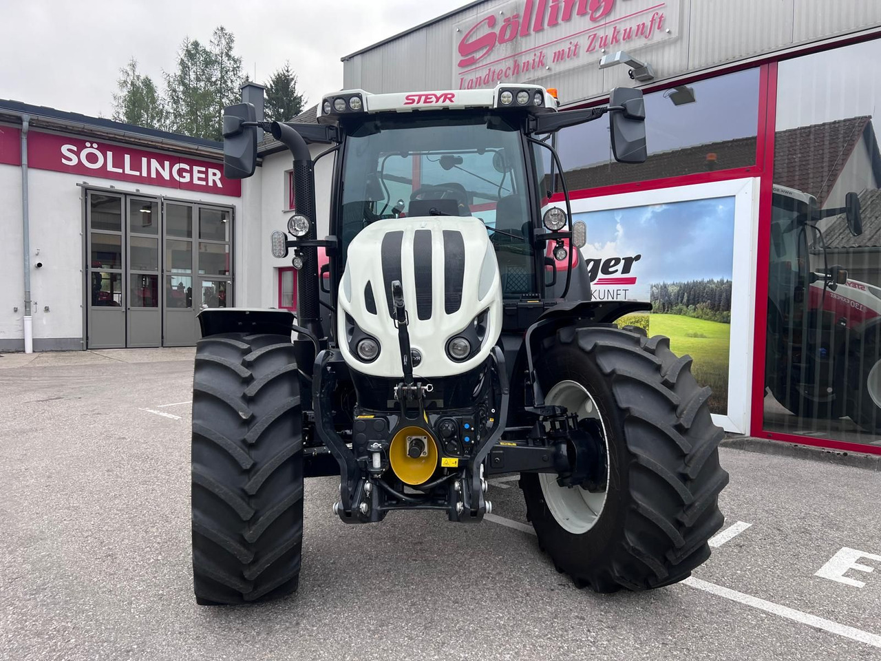 Steyr 4130 Expert CVT - Traktor: das Bild 2 Steyr 4130 Expert CVT - Traktor: das Bild 2