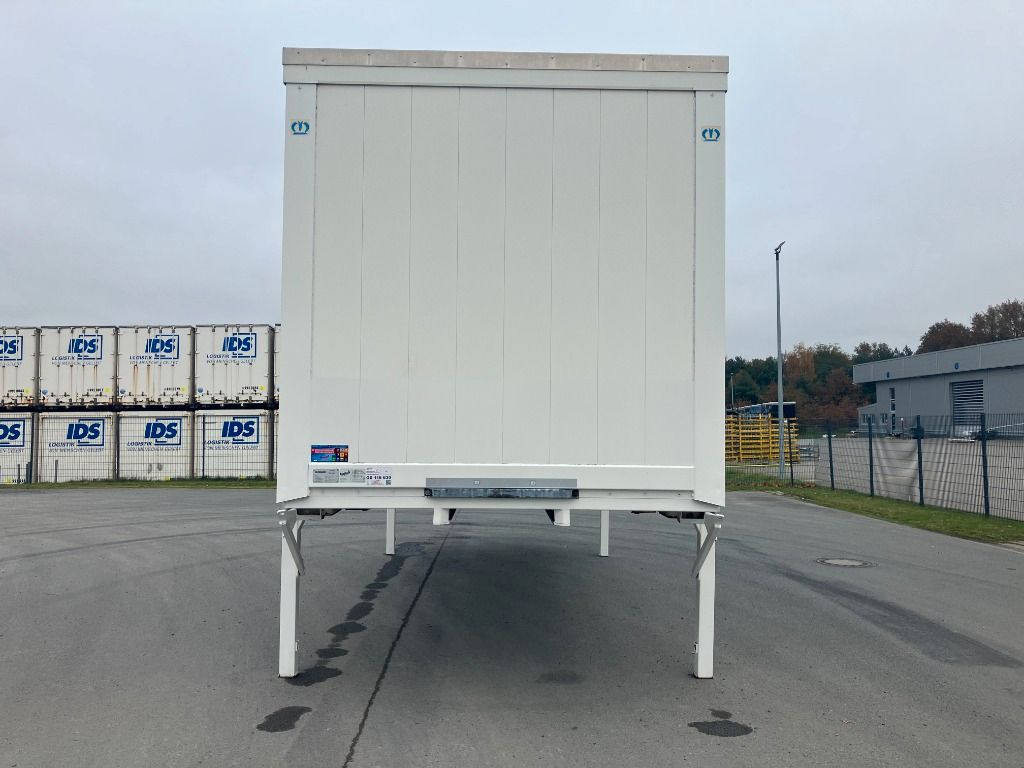 Krone Wechselbrücke Plane - Planenaufbau: das Bild 3 Krone Wechselbrücke Plane - Planenaufbau: das Bild 3