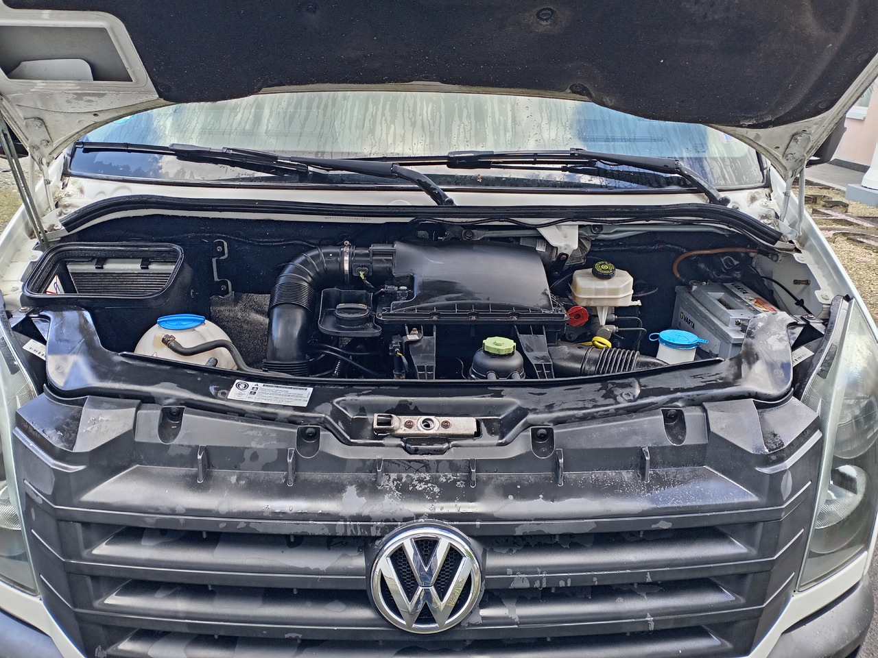 VOLKSWAGEN VW NFZ Crafter 50 Koffer 2.0 TDI LR 120 kW Diesel - Koffer Transporter: das Bild 4 VOLKSWAGEN VW NFZ Crafter 50 Koffer 2.0 TDI LR 120 kW Diesel - Koffer Transporter: das Bild 4