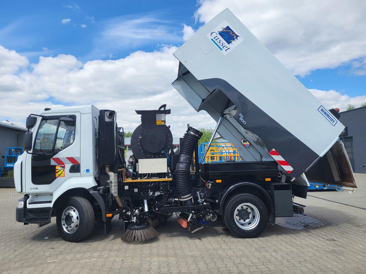 Renault Midlum Schmidt SK600 - Kehrmaschine: das Bild 3 Renault Midlum Schmidt SK600 - Kehrmaschine: das Bild 3
