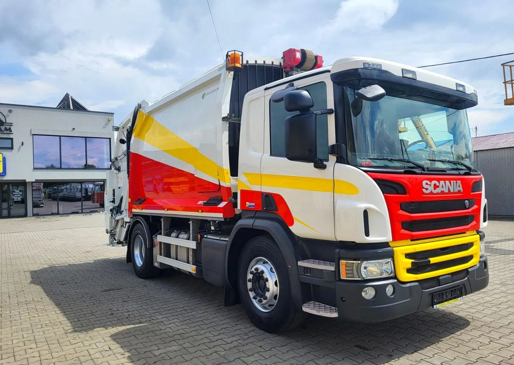 Scania P320 - Müllwagen: das Bild 2 Scania P320 - Müllwagen: das Bild 2