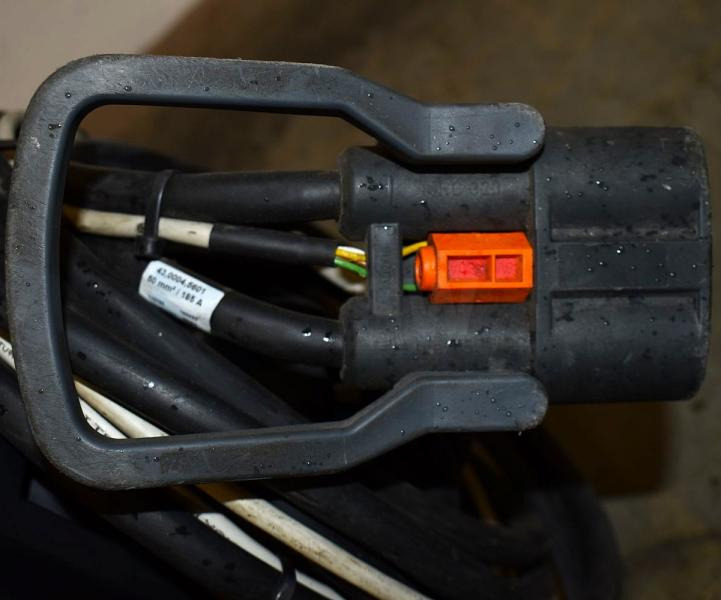 FRONIUS Linde Li-ION Charger 48V/185A - Batterie: das Bild 5 FRONIUS Linde Li-ION Charger 48V/185A - Batterie: das Bild 5