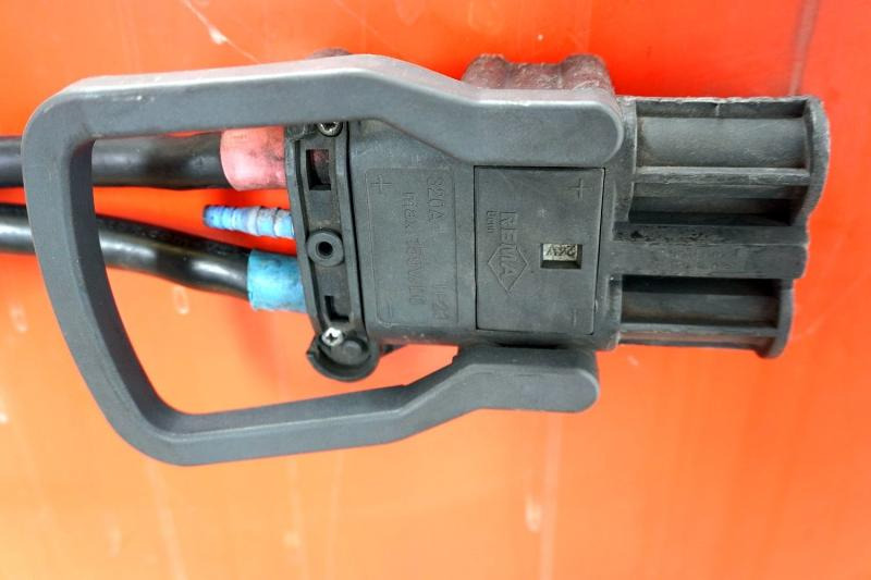 GRUMA 24 Volt 4 PzS 620 Ah - Batterie für Flurförderzeug: das Bild 4 GRUMA 24 Volt 4 PzS 620 Ah - Batterie für Flurförderzeug: das Bild 4