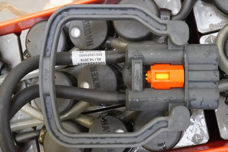 HAWKER 24 Volt 2 PzB 200 Ah - Batterie für Flurförderzeug: das Bild 4 HAWKER 24 Volt 2 PzB 200 Ah - Batterie für Flurförderzeug: das Bild 4